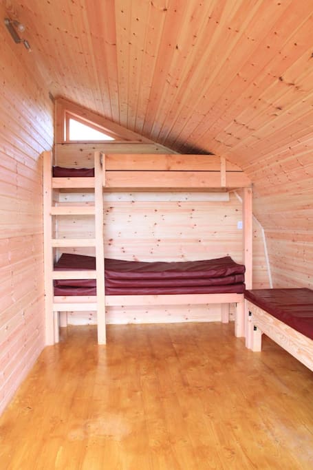 The Bothan - the bunks