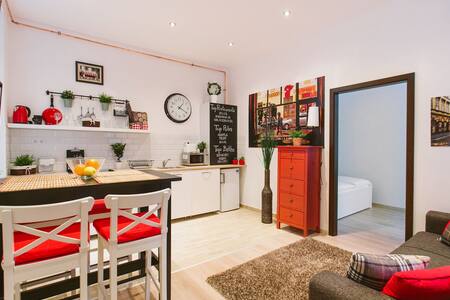 Kazinczy 2 Bedroom Apartment Downtown