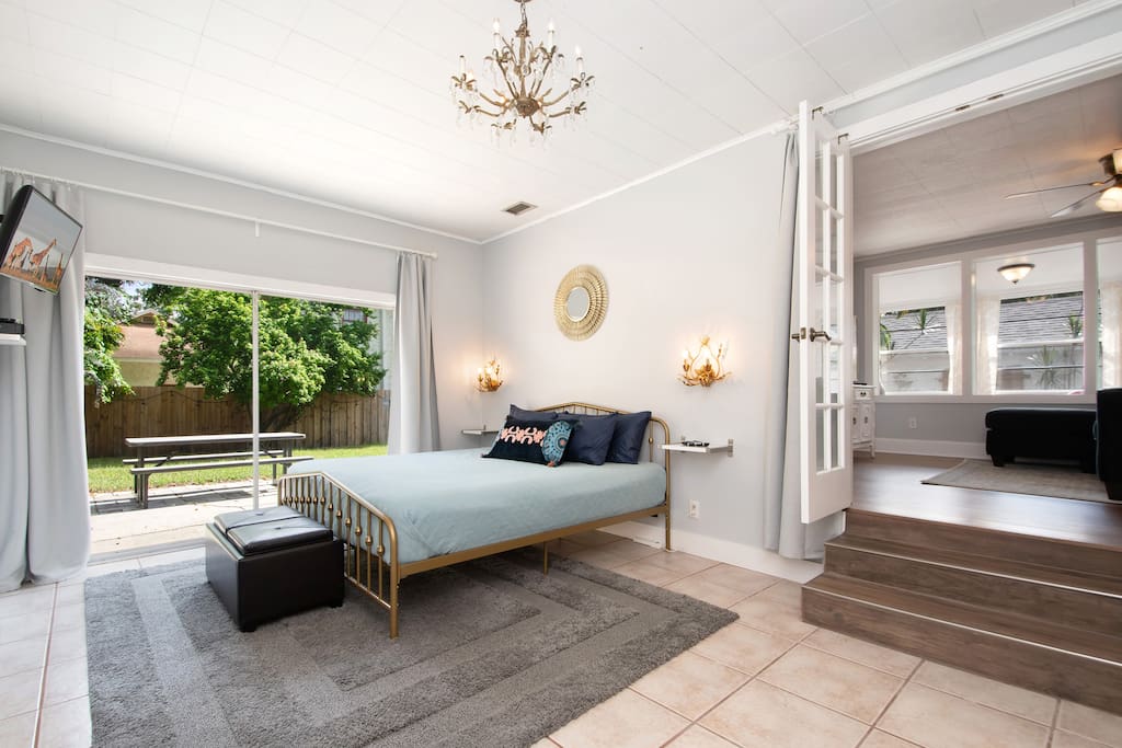 ★ Family-Friendly House With Art Deco Style ★