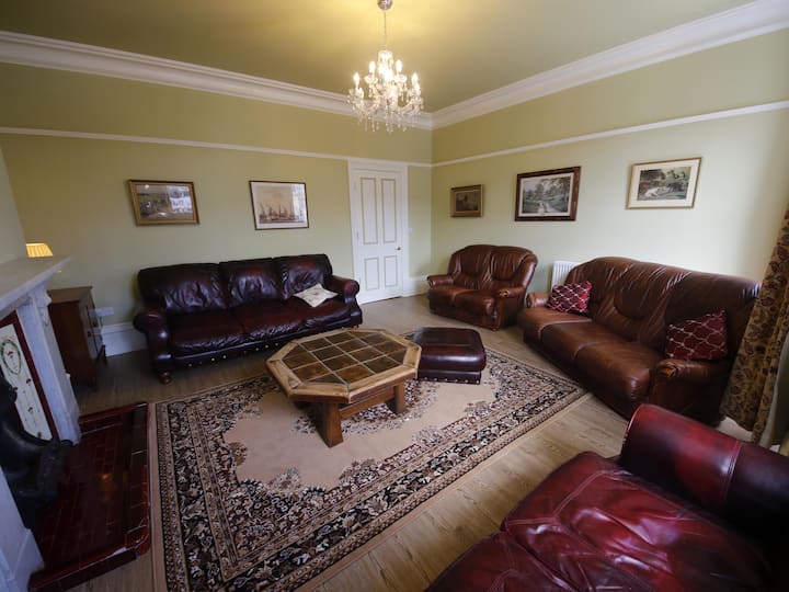 Mayville House - Scarborough