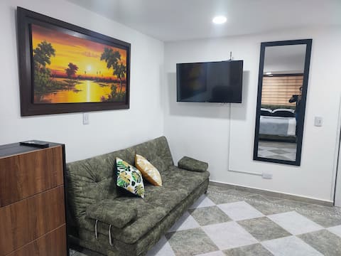 Popular Airbnb listing: Suite Emelia#4 -Modelia in Fontibón