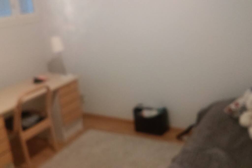 Bed room