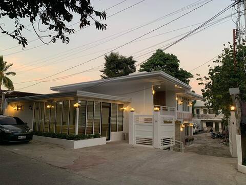 Xaris Suites Guesthouse Building 2 (Room 12)