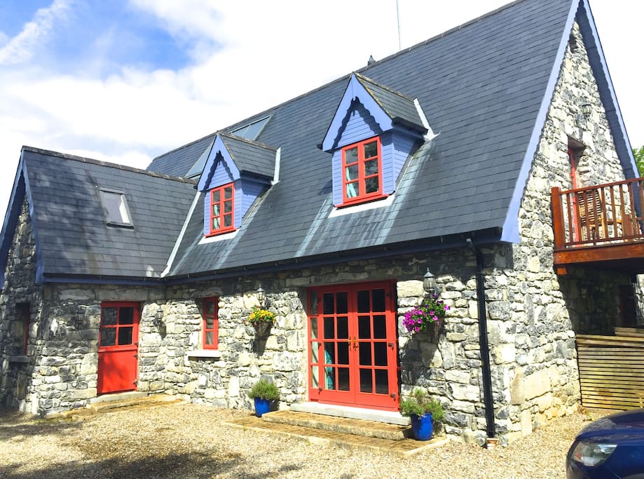 Exterior, recently painted.