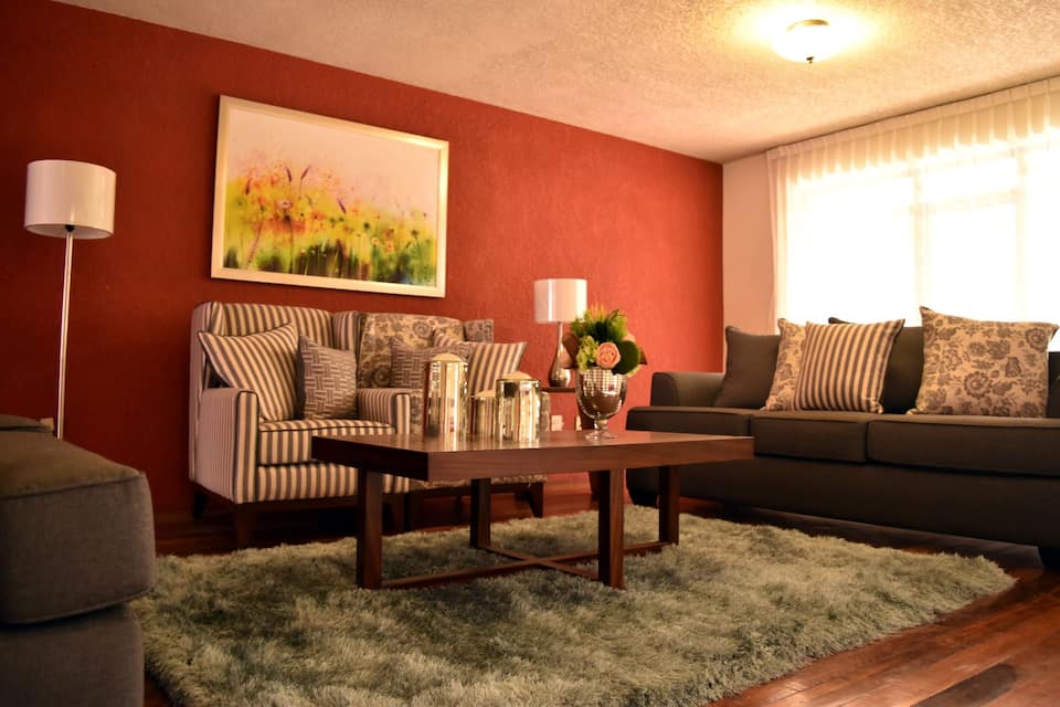 Top-earning Airbnb listing in Zamora, 4 bedrooms