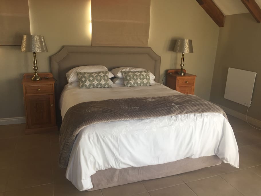 Queen bed