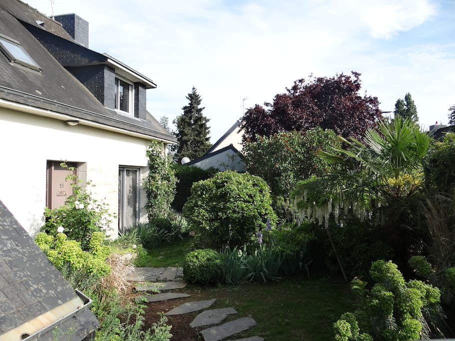 Entrée de la maison coté Ouest