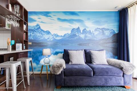 Explore Local Restaurants from a Relaxing Central Apartment