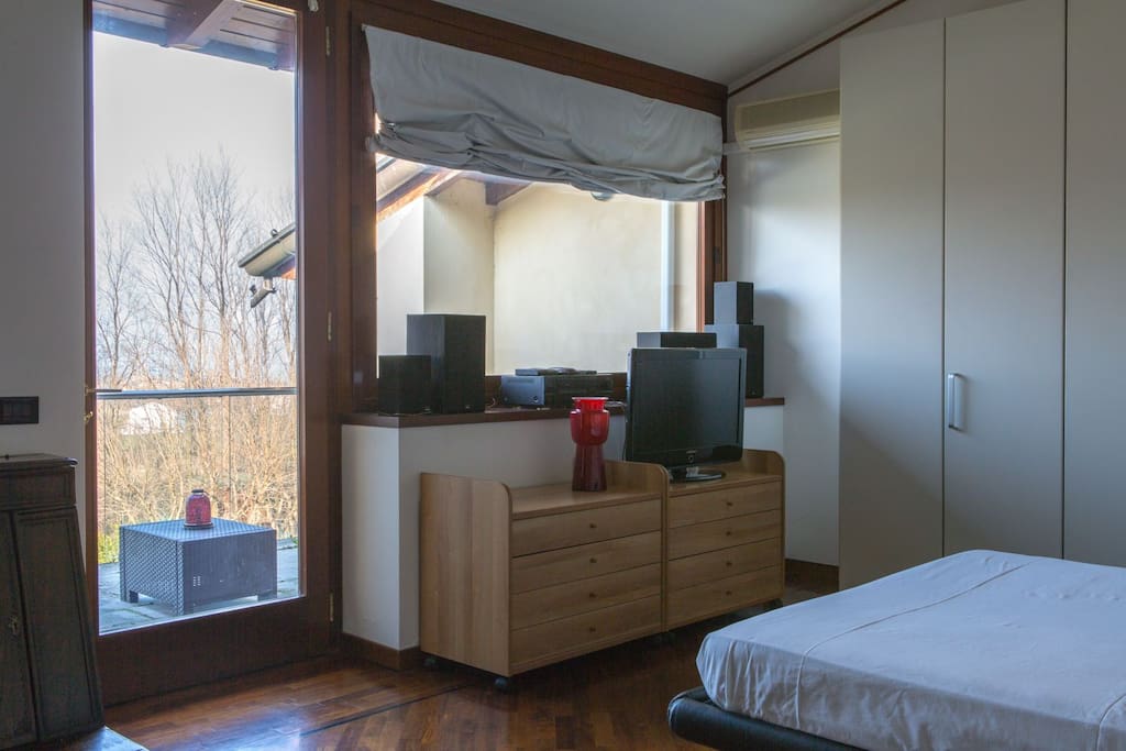 Super Wow Bedroom