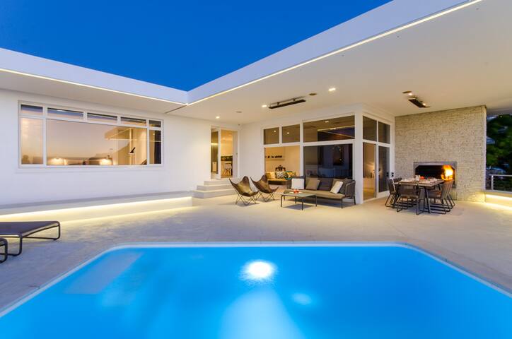 Villa FortyFive Camps Bay gallery image 2