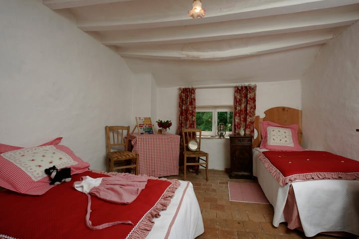The White Neige Children's Room