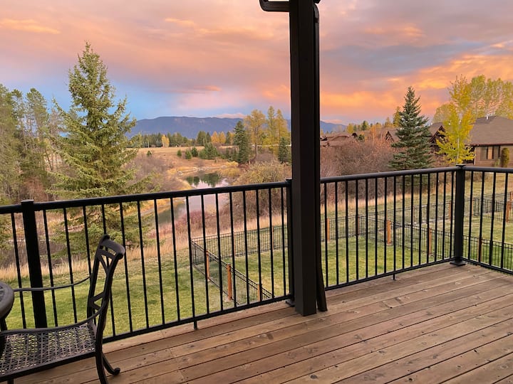 Montana/Cozy Whitefish River front with dream view Townhouses for