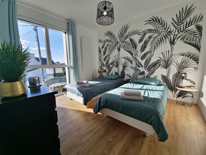 Chambre 2 lits simples 90 x 190 avec commode (1er étage)