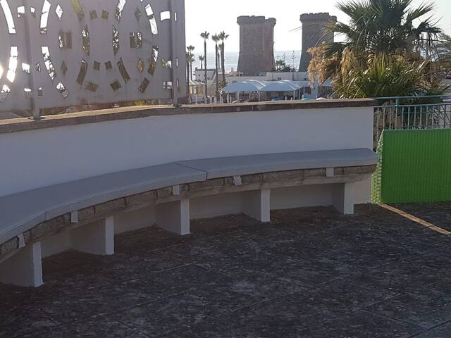 prestigiosa villa privata fronte mare gallery image 4