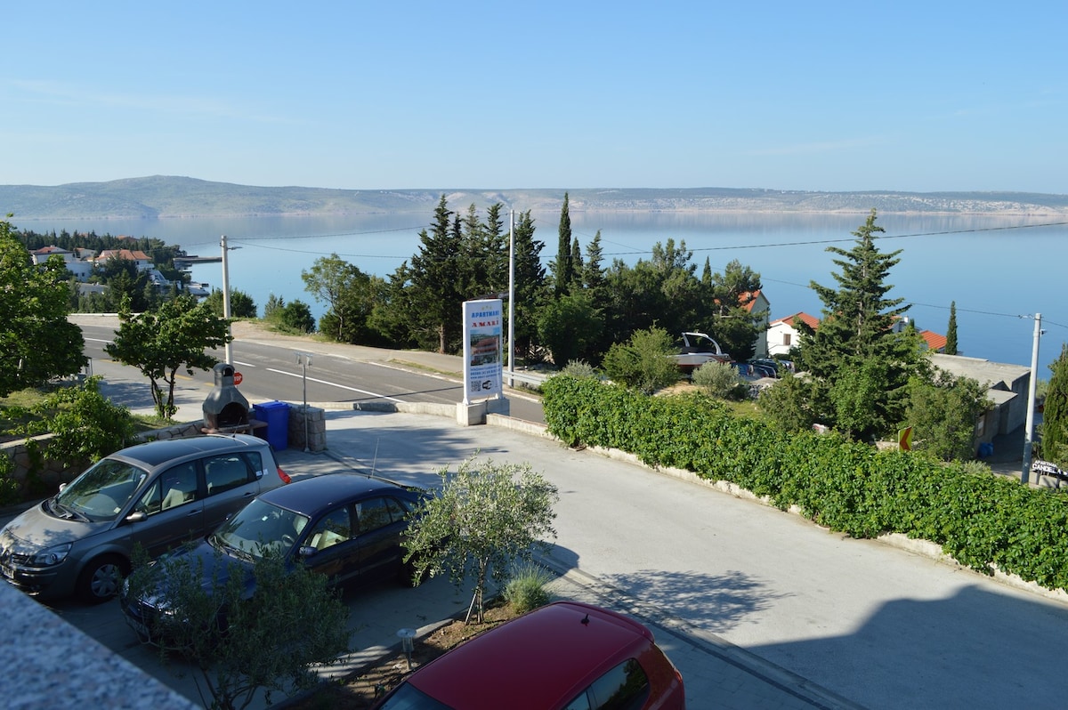 Seaview family apartment