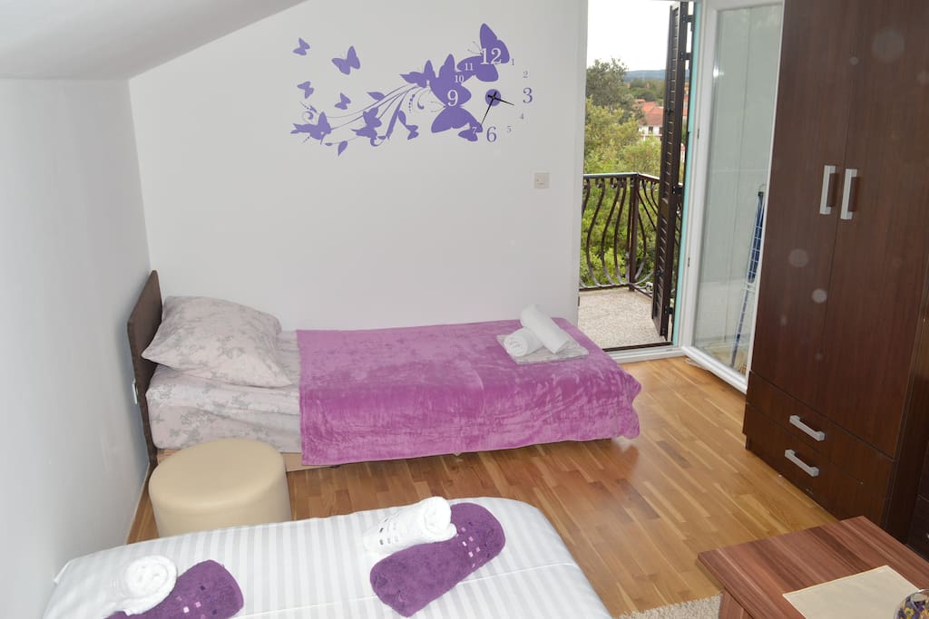 bedroom2