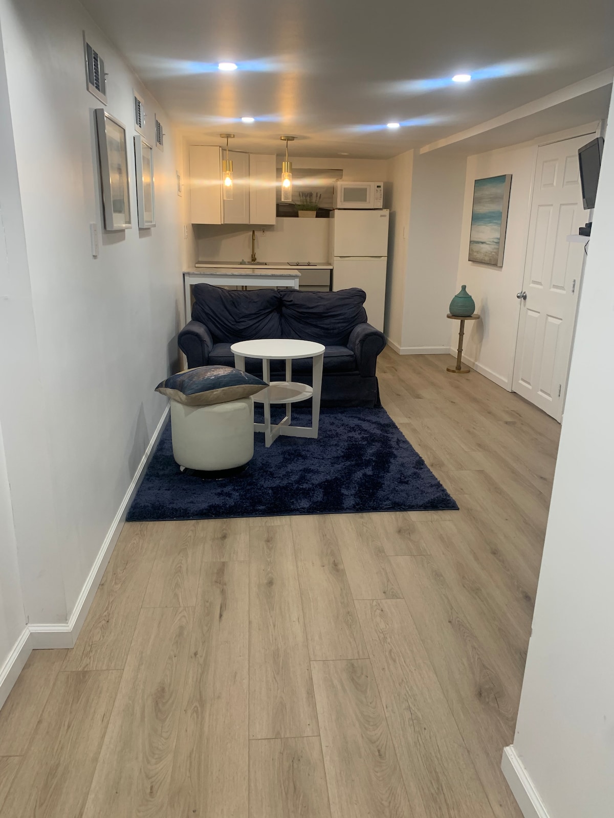 Váš výhľad, keď otvoríte dvere do bytu: vitajte doma!