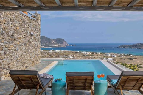 Villa Despotiko-Antiparos with breathtaking views