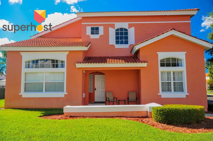 Modern 4br at Gated Resort