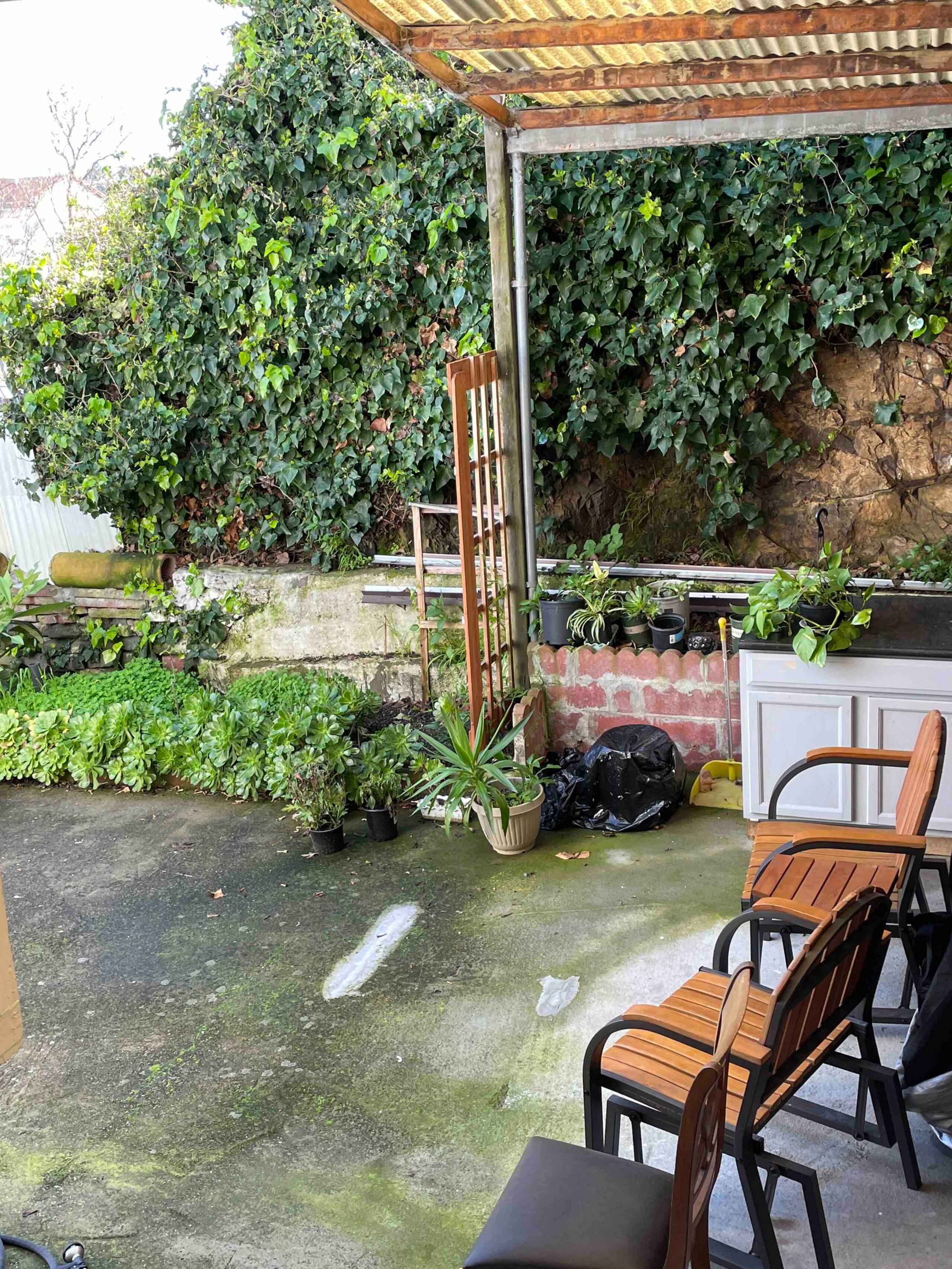 Villa in San Francisco · ★4.75 · 1 bedroom · 2 beds · Shared half-bath - Image 26