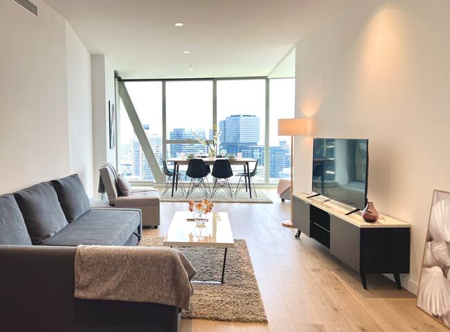 Sea&City View Stylish 3B2B Apt Mel At WSP gallery image 2