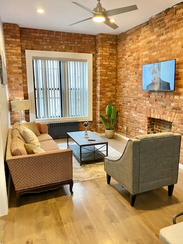 Brooklyn’s blues luxury-3brs/2 baths apt