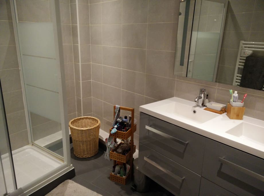 Salle de bain moderne