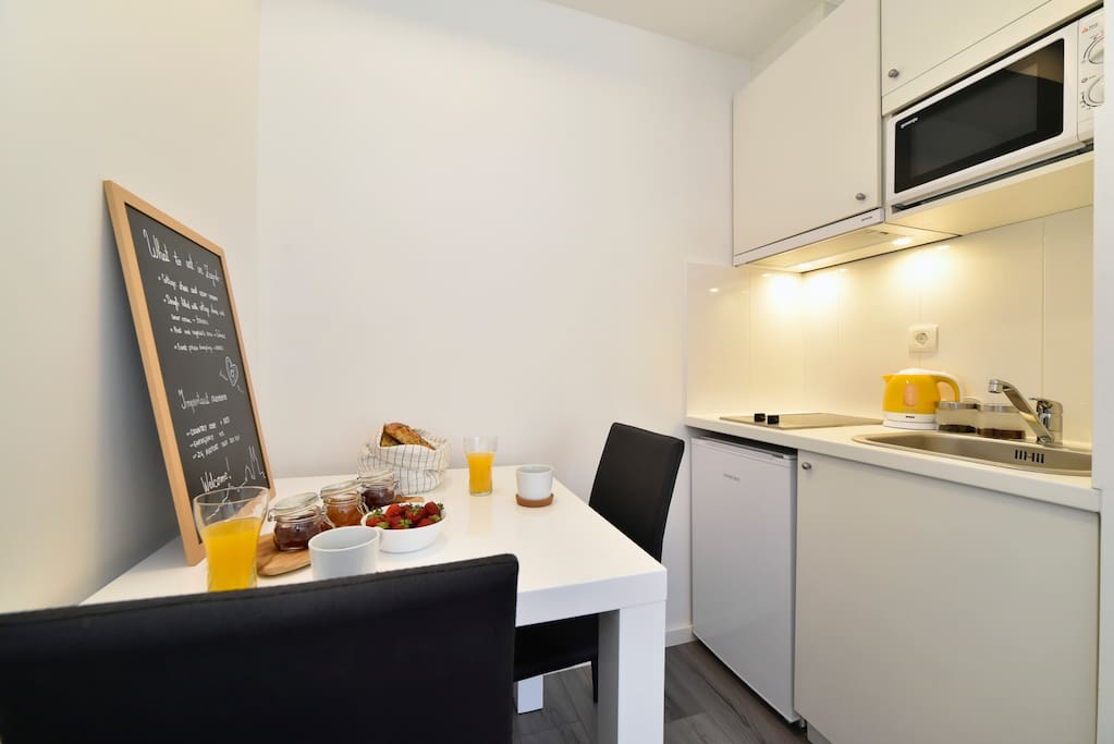 fully equipped kitchenette with with adjoined dining area
