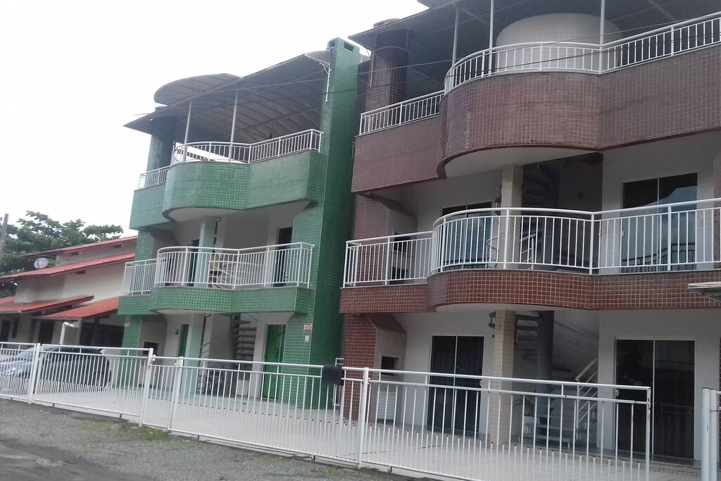 Apartamento com capacidade para até 5 pessoas.