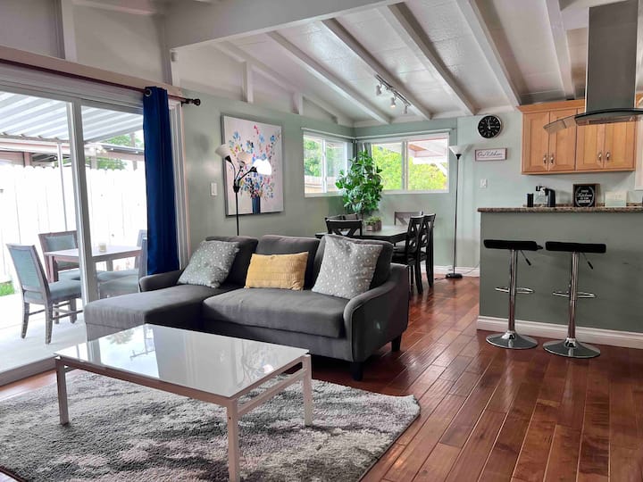 Enchanting Retreat Vacation House Near Disneyland Houses for Rent in