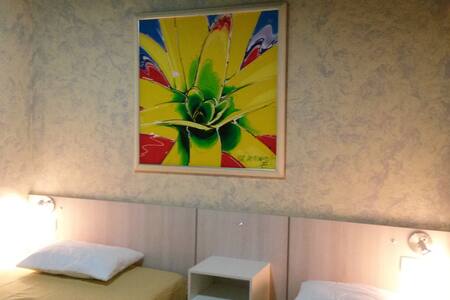 Flat - Apartamento Mobiliado - Campo Grande - Departamento