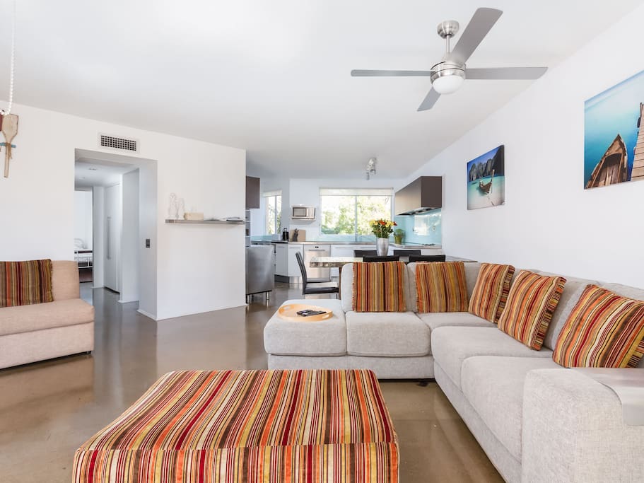 Open plan dining and kitchen for great entertaining and spending time with family