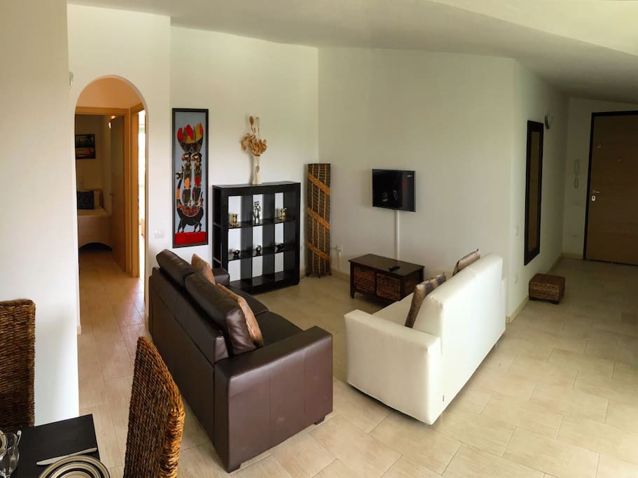 Living / Dining Area