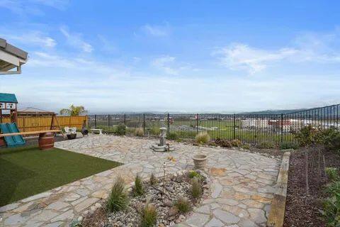 Stunning 3BR Hollister Retreat
