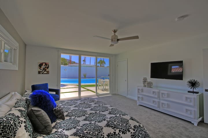 Master 1 พร้อมวิวสระว่ายน้ำและวิวภูเขา