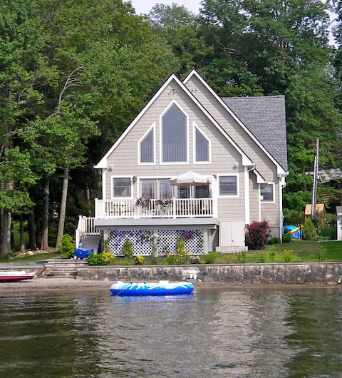 Bantam Lk - waterfront  pvt beach - price reduced
