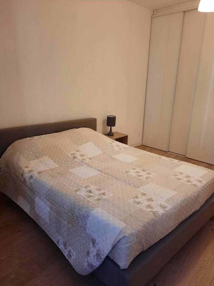 غرفة النوم 1