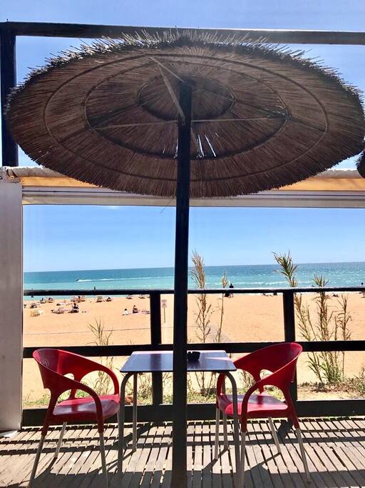 possibilité petit dejeuner sur la plage