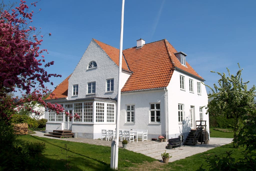 360m2 fantastic villa in Copenhagen Villas for Rent in Bagsværd, Denmark