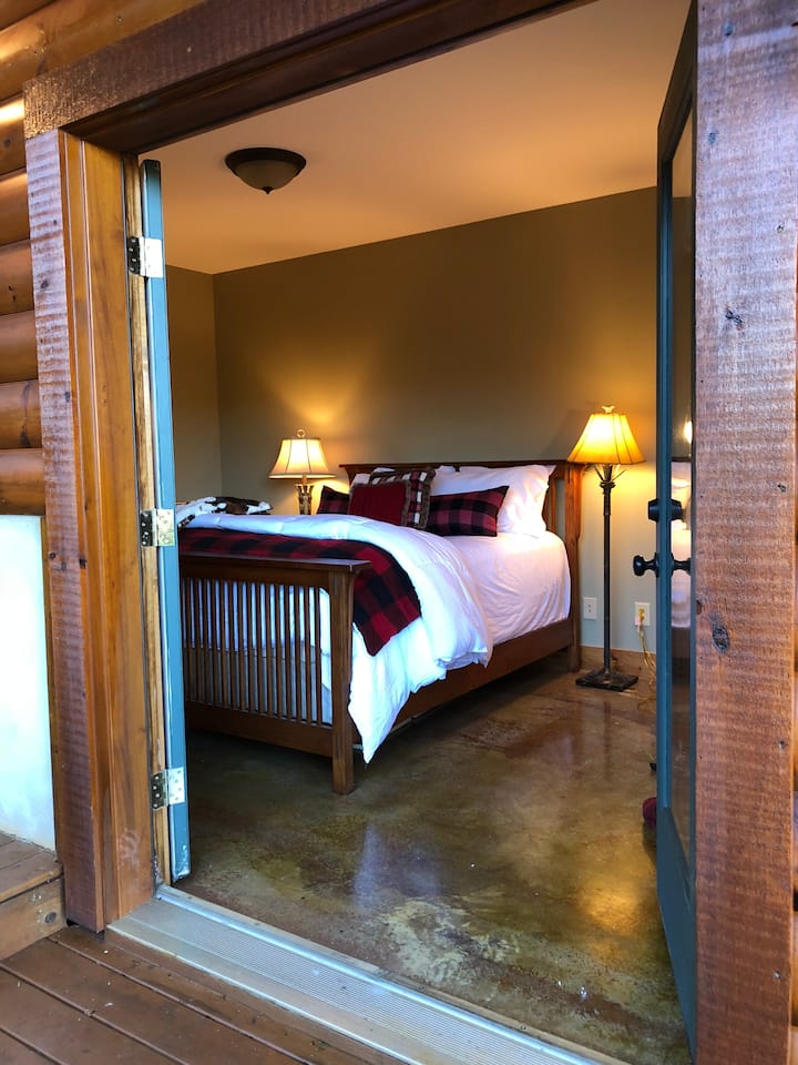 חדר שינה למטה