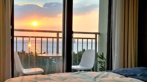 # 1 Ocean View on the top floor of Sokcho Beach, right next to Sokchoai, Lissen Ocean Park Sokcho/Kerencia