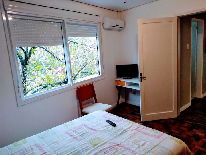 Dormitorio 1 - cama doble - TV - Aire frío