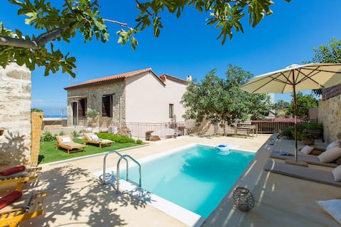 Dotira, an enchanted home