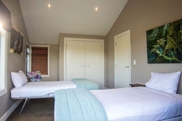 Единично легло x 2 стаи 