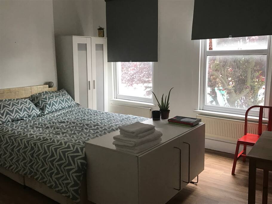 Large double bedroom