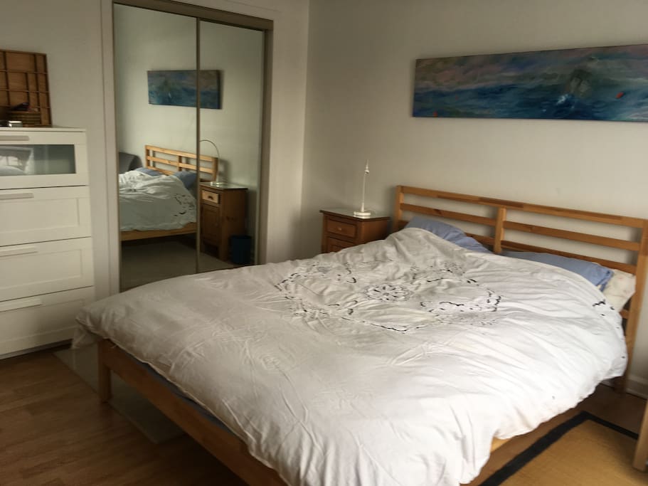quiet bedroom with memory foam bed