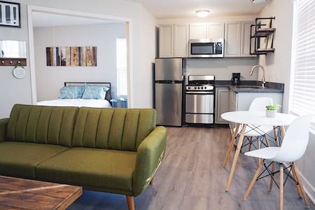 Modern Studio Minutes from Uptown, Music Factory