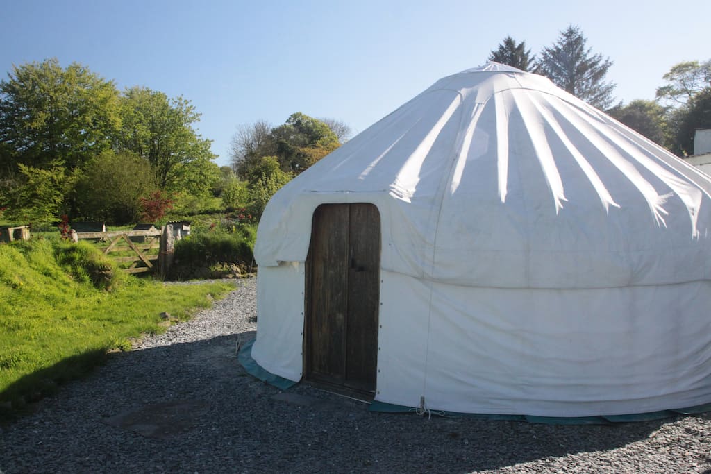 Little Links yurt