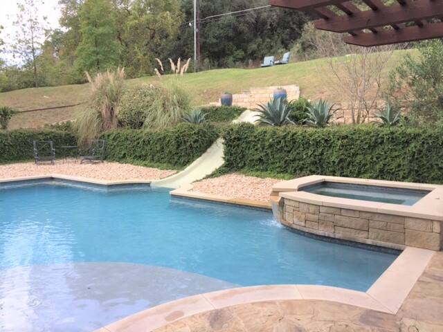Texan Estate w/Pool Across From Lake Austin gallery image 4