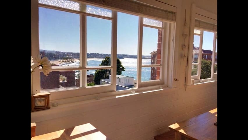 Manly Ocean View apartment gallery image 2